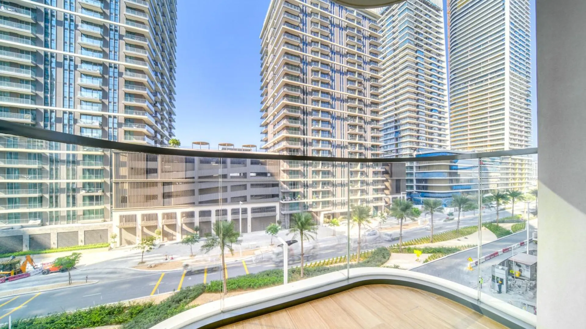 Luxury 2-Bed Apartment L Emaar Beachfront Ντουμπάι